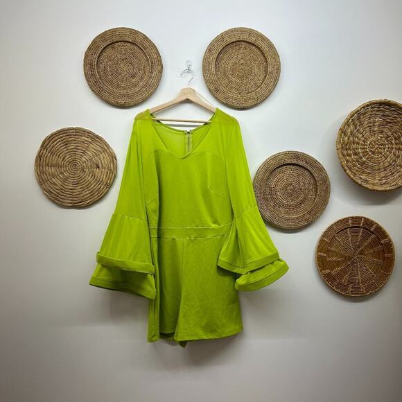 NEW Ashley Stewart Lime Green Funky Bell Sleeve Romper Shorts Plus Size 14/16 - Picture 2 of 7